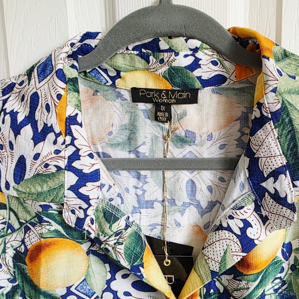 Park & Main Woman 1X Lemon Print Long Sleeve Button Up Tunic Top NWT - Picture 14 of 14